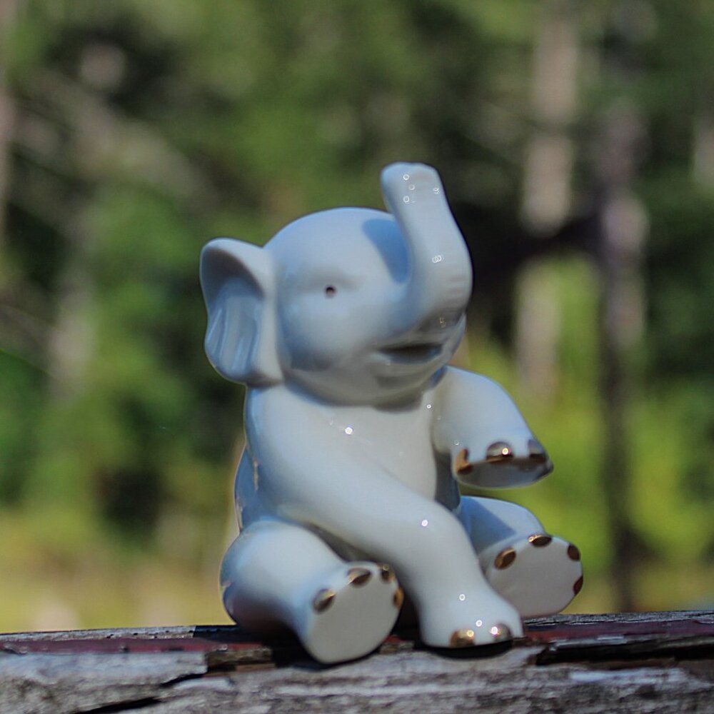 Lenox Baby Porcelain Elephant Figurine with 24k Gold Details